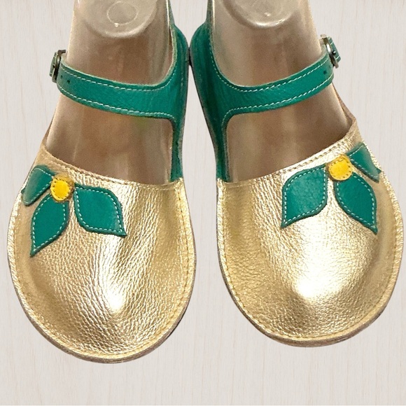 Softstar Merry Jane SIZE 6 WIDE Metallic Gold /Turquoise Leather Minimalist Shoe - Picture 6 of 12